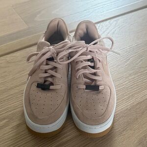 Women's Tan Sneakers